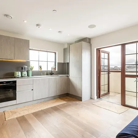 City View Spacious 2 Bedroom Penthouse London Exterior photo